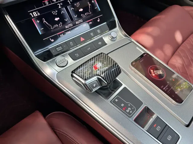 Audi A7L — Фото автомобиля 12