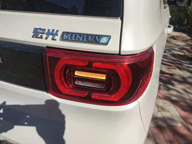 Wuling Hongguang Mini EV — Фото автомобиля 7