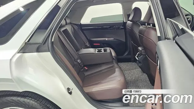 Hyundai Grandeur GN7 — Фото автомобиля 23