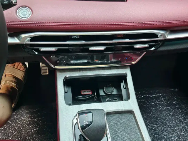 Jetour X70 Plus — Фото автомобиля 11
