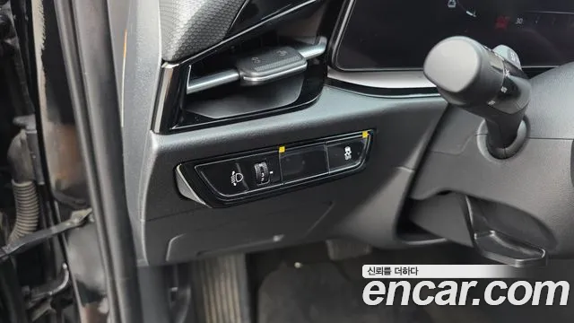 Kia Niro — Фото автомобиля 16