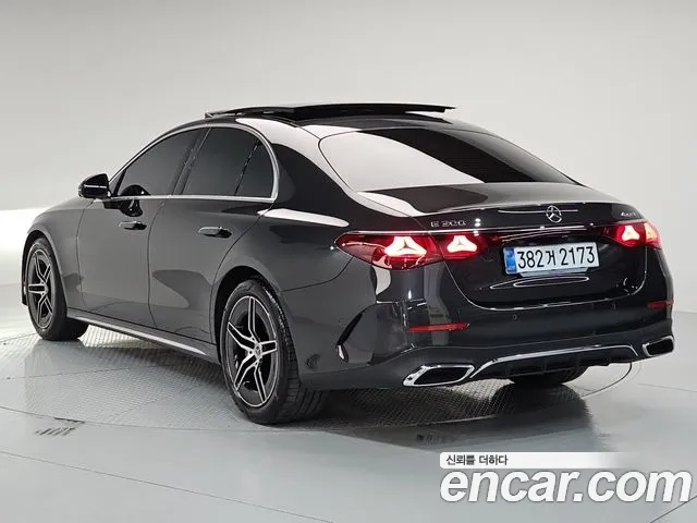 Mercedes-Benz E-Class W214 — Фото автомобиля 4