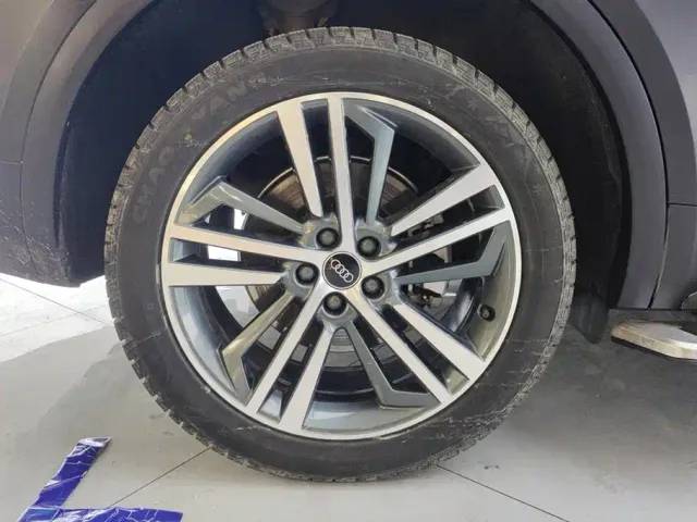 Audi Q5L — Фото автомобиля 6