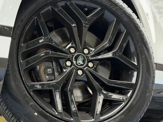 Land Rover Range Rover Evoque — Фото автомобиля 8