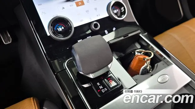 Land Rover Range Rover Velar — Фото автомобиля 9