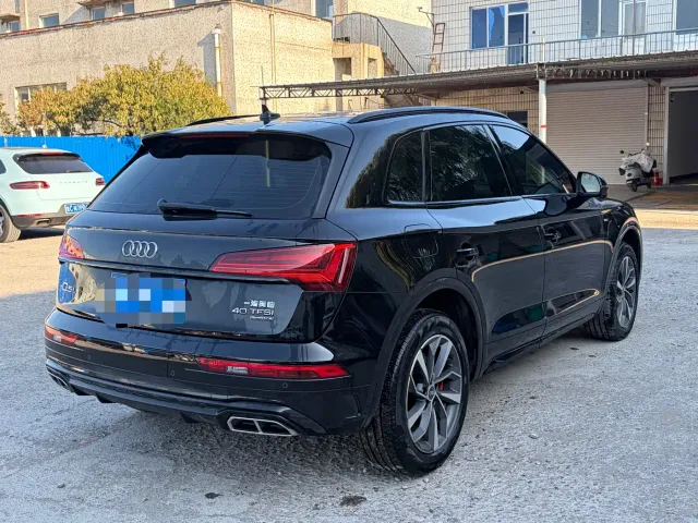 Audi Q5L — Фото автомобиля 3