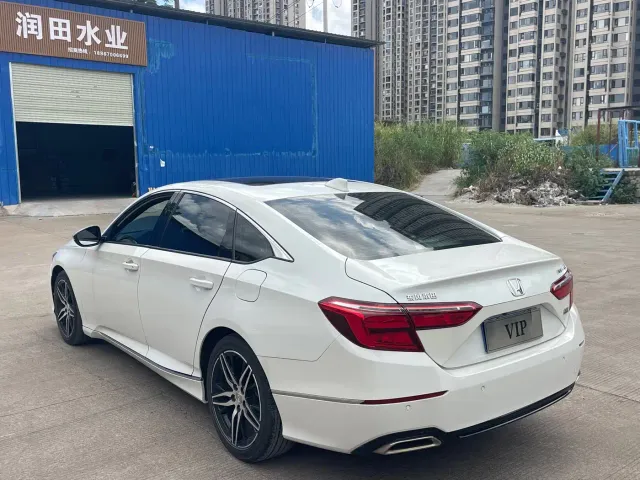 Honda Inspire — Фото автомобиля 6