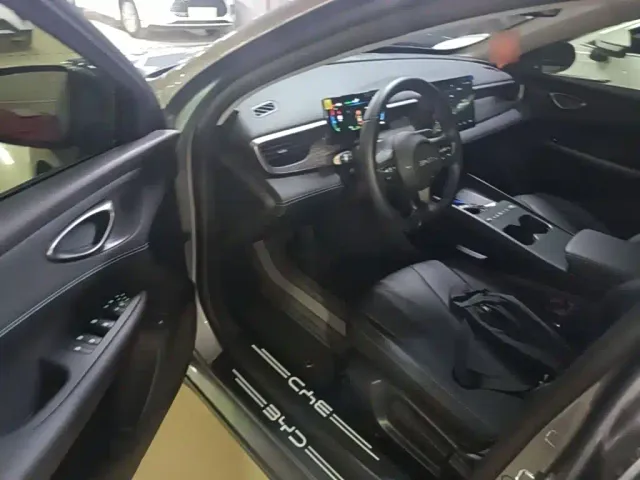 BYD Seal 05 DM-i — Фото автомобиля 15
