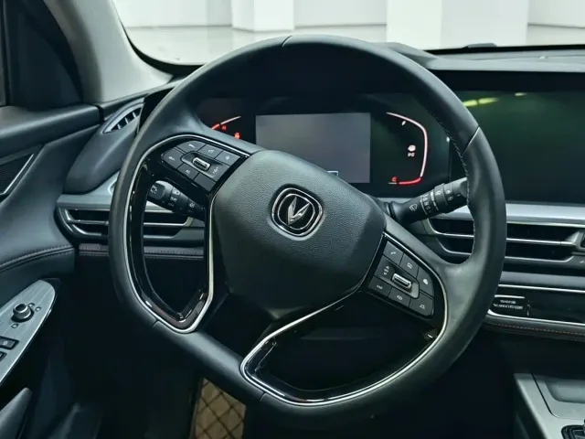 Changan CS75 Plus — Фото автомобиля 5