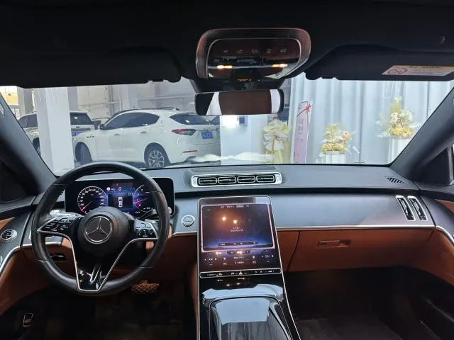 Mercedes-Benz S-Class — Фото автомобиля 6