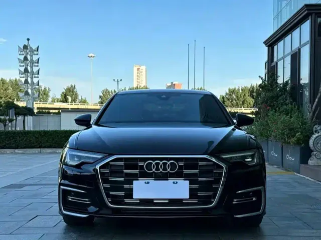 Audi A6L — Фото автомобиля 2