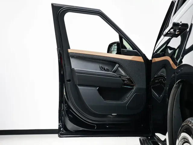 Land Rover Range Rover Sport — Фото автомобиля 14