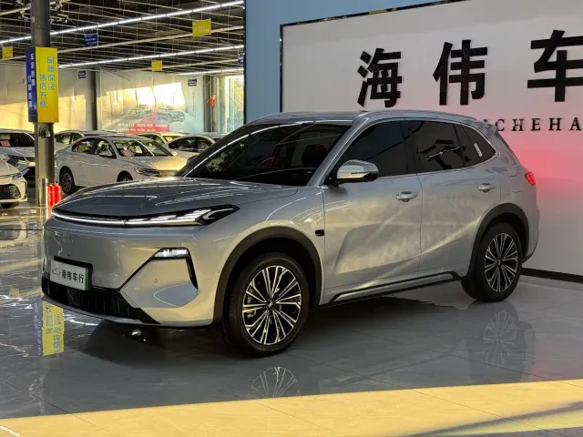 Фотография автомобиля — Geely Galaxy Starship 7 EM-i
