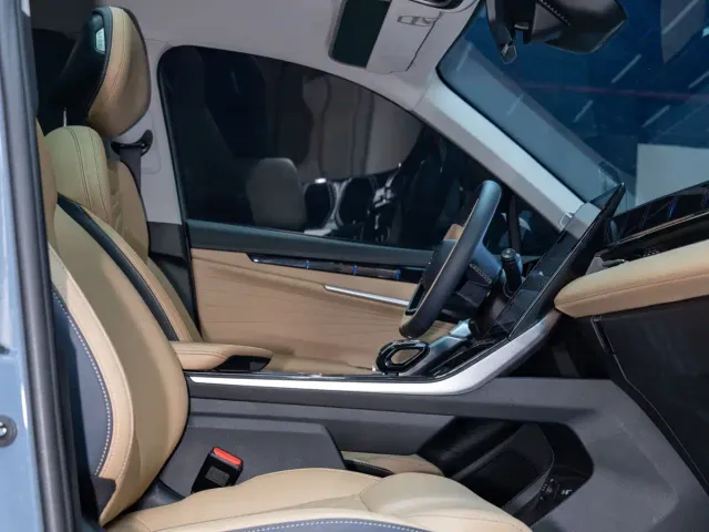 Geely Boyue L — Фото автомобиля 13