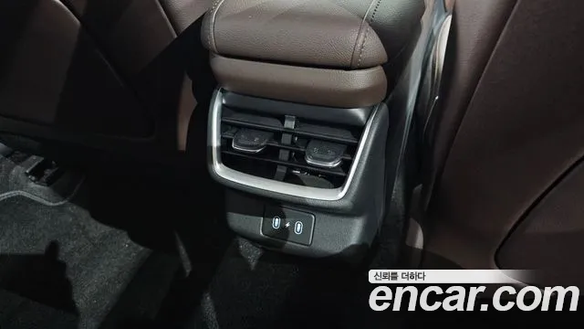 Hyundai Grandeur GN7 — Фото автомобиля 30