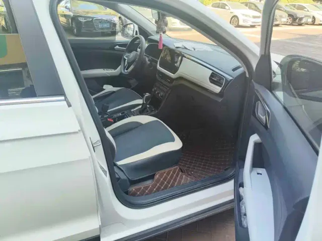 Volkswagen Tharu — Фото автомобиля 12