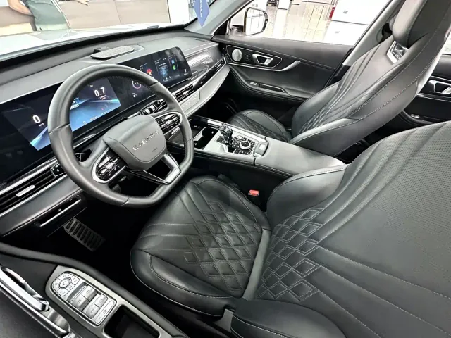 Chery Tiggo 7 PLUS — Фото автомобиля 10