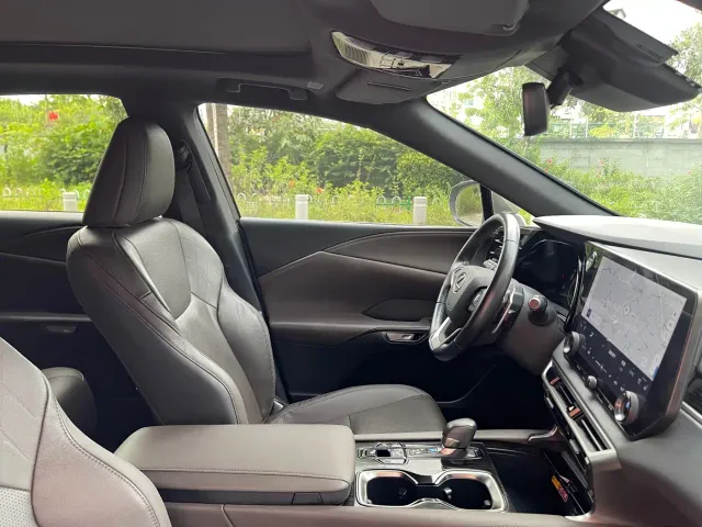 Lexus RX — Фото автомобиля 8