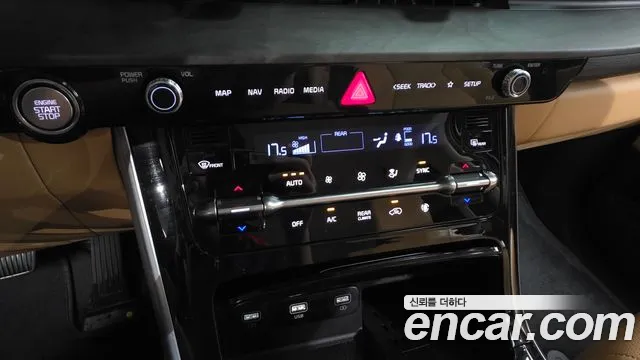 Kia Carnival Generation 4 — Фото автомобиля 25