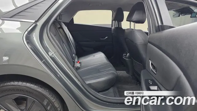 Hyundai Avante — Фото автомобиля 17
