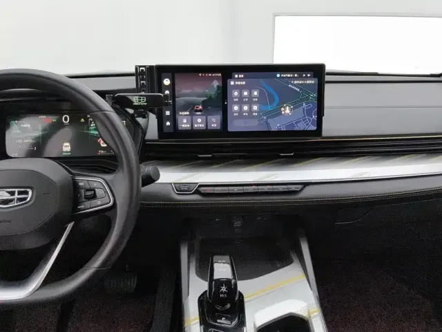 Geely Emgrand L — Фото автомобиля 13