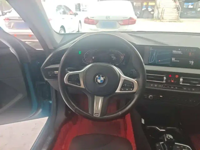 BMW 2 Series — Фото автомобиля 10