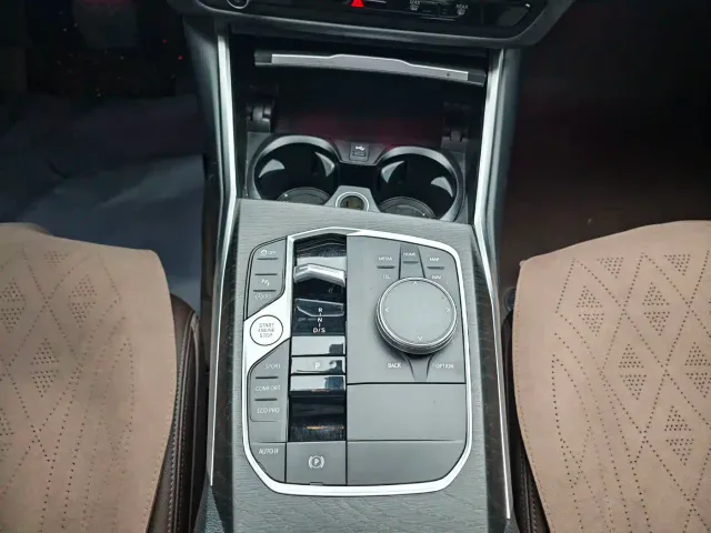 BMW 3 Series — Фото автомобиля 11