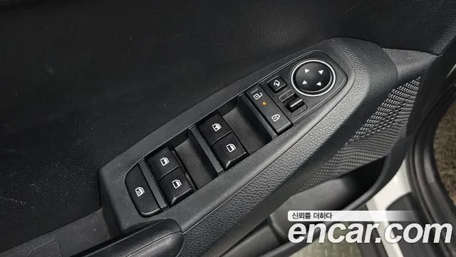 Kia Seltos New — Фото автомобиля 25