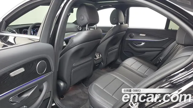 Mercedes-Benz E-Class W213 — Фото автомобиля 16