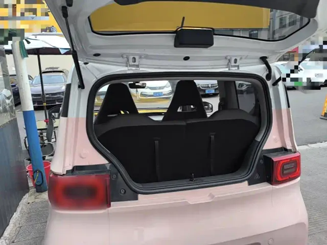 Wuling Hongguang Mini EV — Фото автомобиля 18
