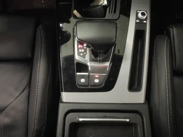 Audi Q5L — Фото автомобиля 13