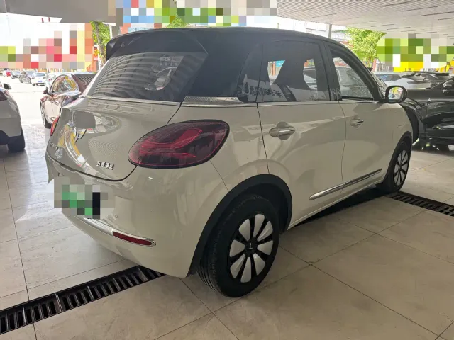 Wuling Bingo — Фото автомобиля 10