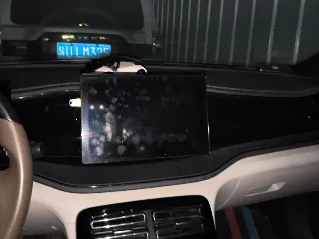 BYD Qin PLUS — Фото автомобиля 13