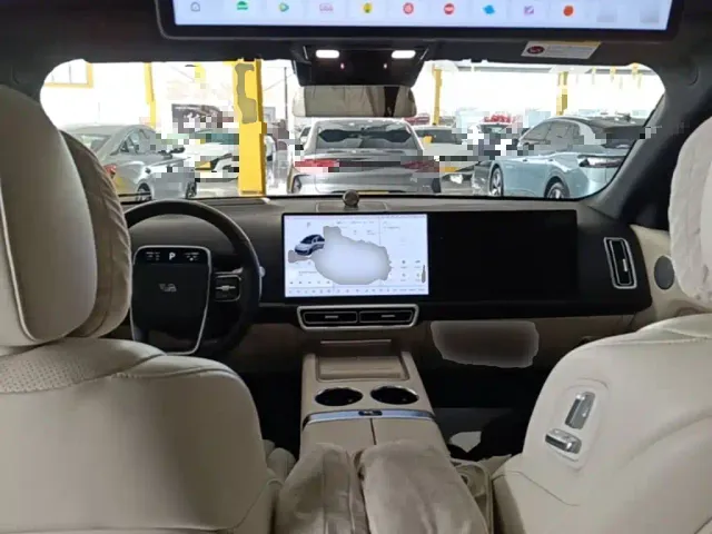 Li Auto Li Xiang L9 2022 Max — Фото автомобиля 9
