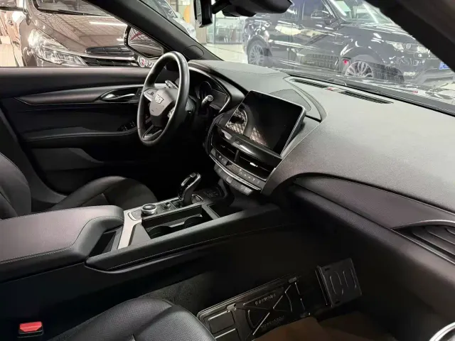 Cadillac CT5 — Фото автомобиля 6