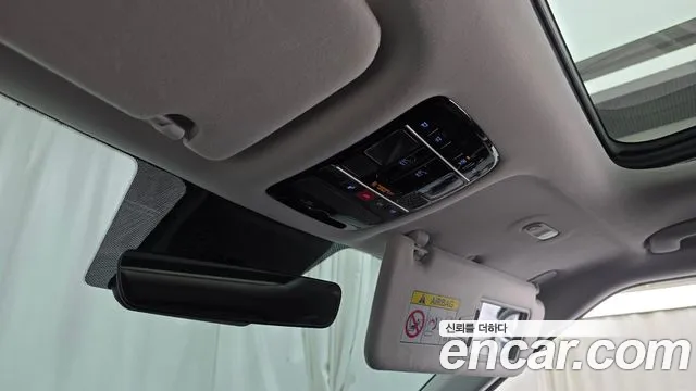 Hyundai Santafe — Фото автомобиля 18