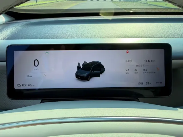 Leapmotor B10 — Фото автомобиля 19