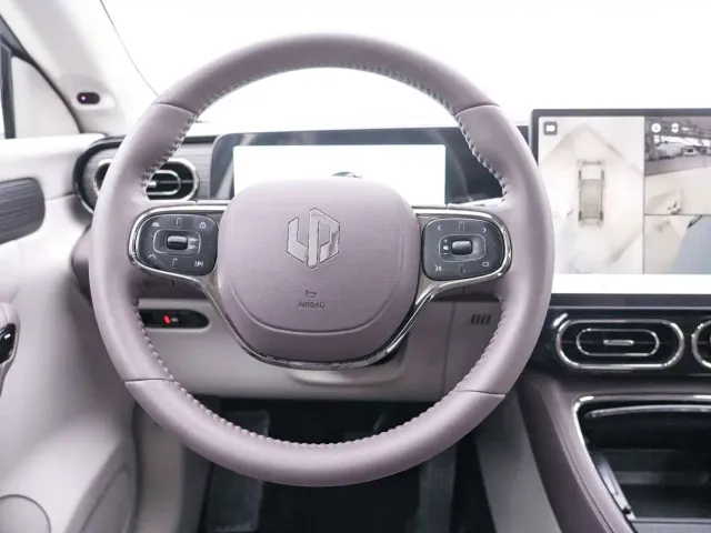 Leapmotor C11 — Фото автомобиля 17