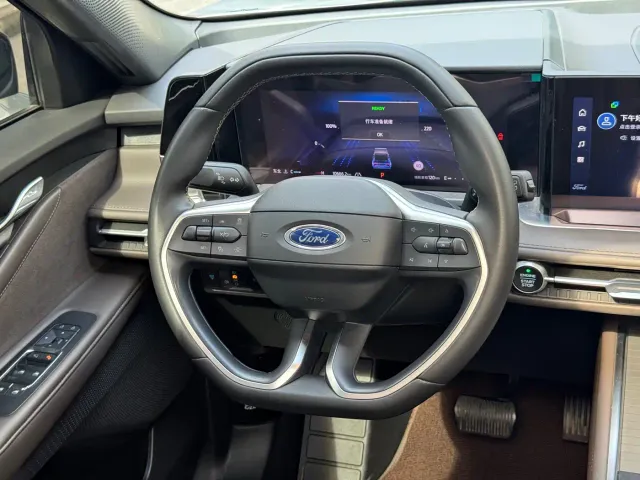 Ford Edge — Фото автомобиля 21