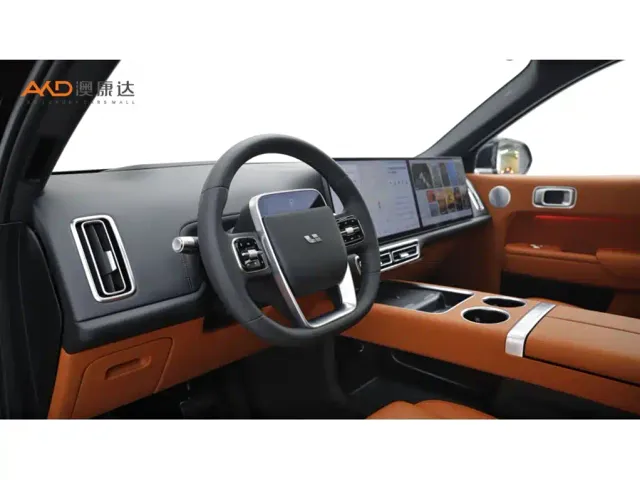 Li Auto L8 — Фото автомобиля 6