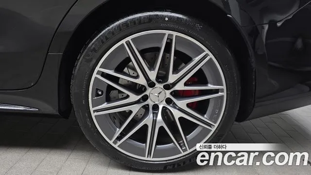 Mercedes-Benz AMG GT 4 двери 43 4MATIC+ — Фото автомобиля 21