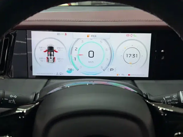 GAC Trumpchi M8 — Фото автомобиля 18