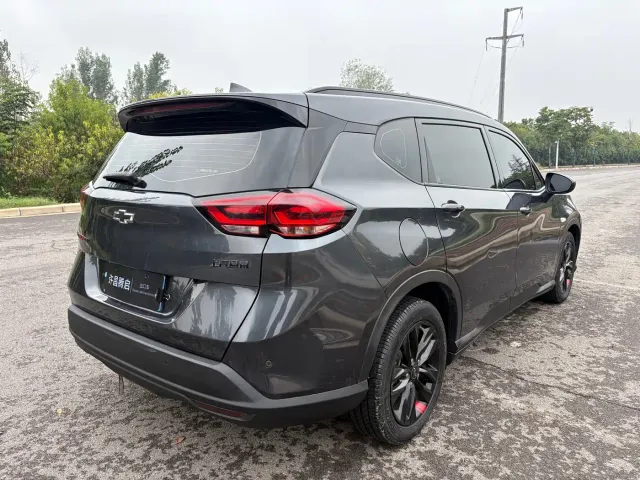 Chevrolet Orlando — Фото автомобиля 5