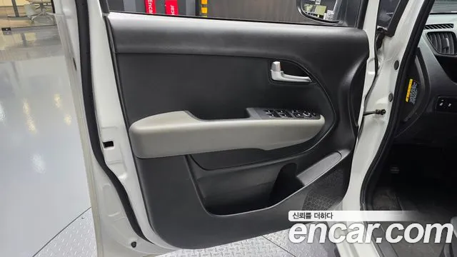 Kia RAY Новый Kia Ray Prestige — Фото автомобиля 24