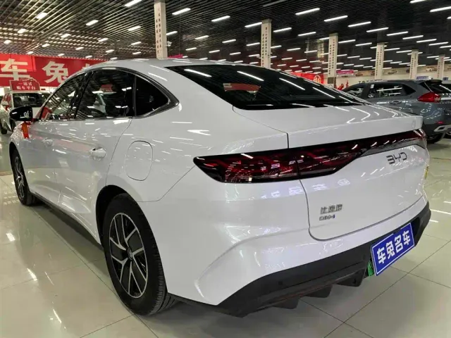 BYD Qin L — Фото автомобиля 7