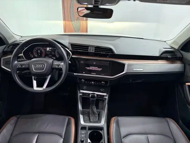 Audi Q3 — Фото автомобиля 15