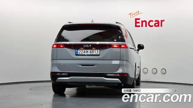 Kia Carnival 4th Gen — Фото автомобиля 4