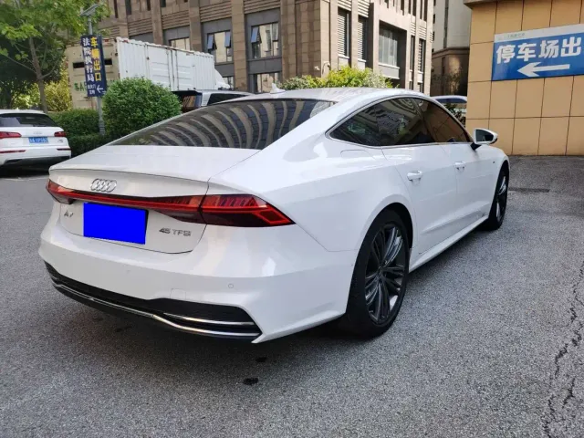 Audi A7 — Фото автомобиля 16