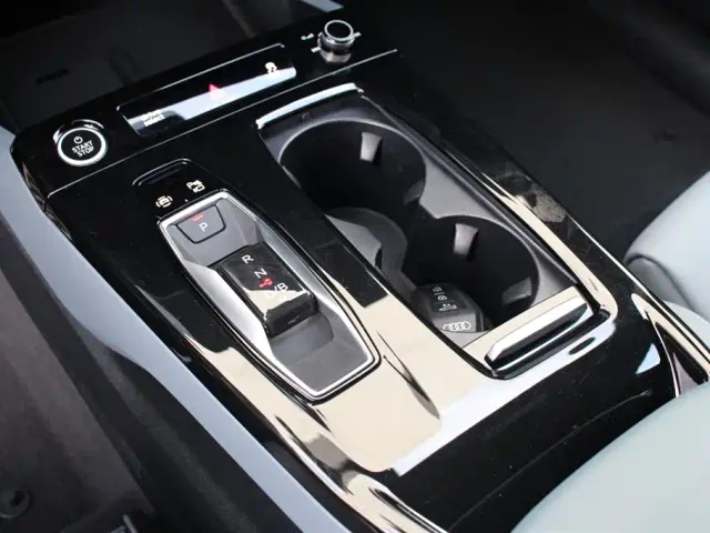 Audi Audi Q6L e-tron 2025 Model Pioneer Edition — Фото автомобиля 14