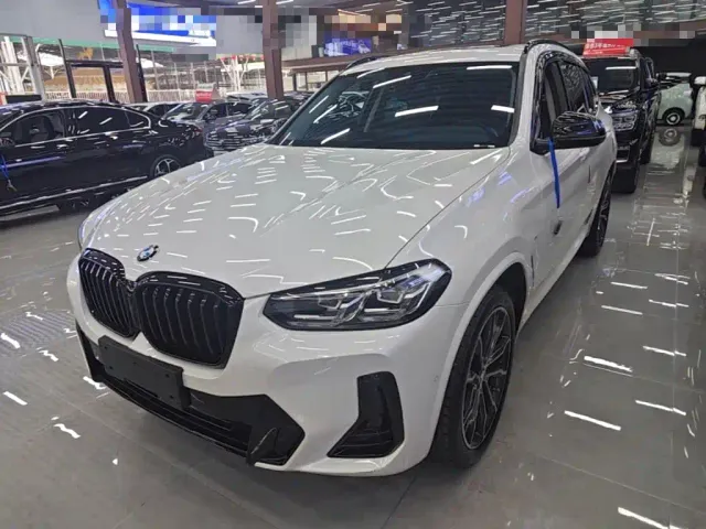 Фотография автомобиля — BMW X3